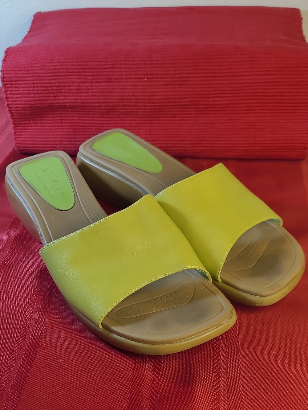 Lizflex By Claiborne Lime Green Leather Wedge Slide Sandals Comfort Women Size 9